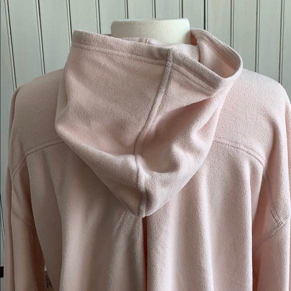 NWT Old Navy active pullover, size L - Picture 3 of 4